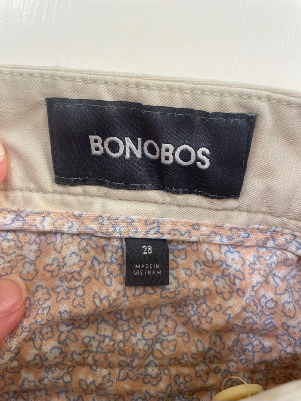 Bonobos Men's Flat-Front Shorts in Cream